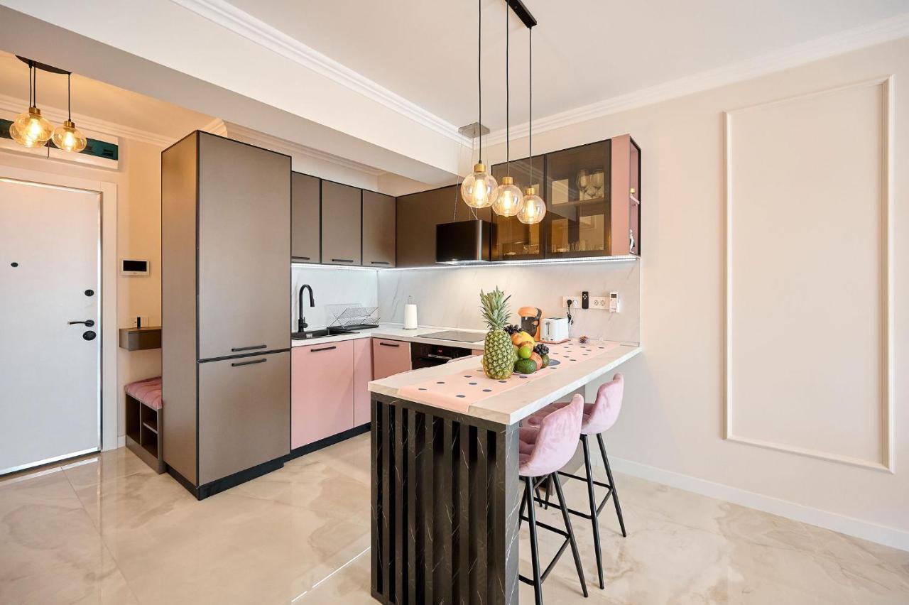 Wave N' Sea Apartment In Infinity Beach Resort - Parking Mamaia Εξωτερικό φωτογραφία