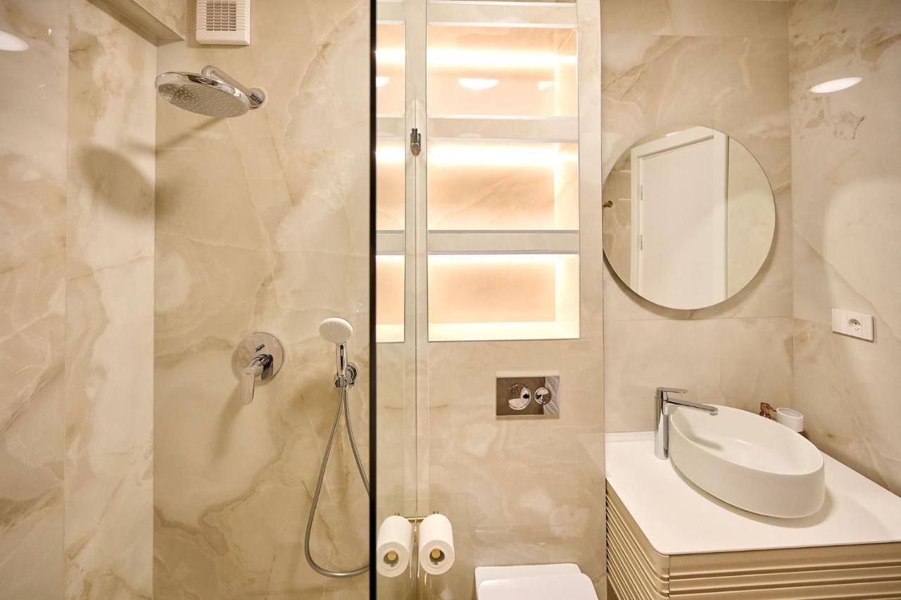 Wave N' Sea Apartment In Infinity Beach Resort - Parking Mamaia Εξωτερικό φωτογραφία