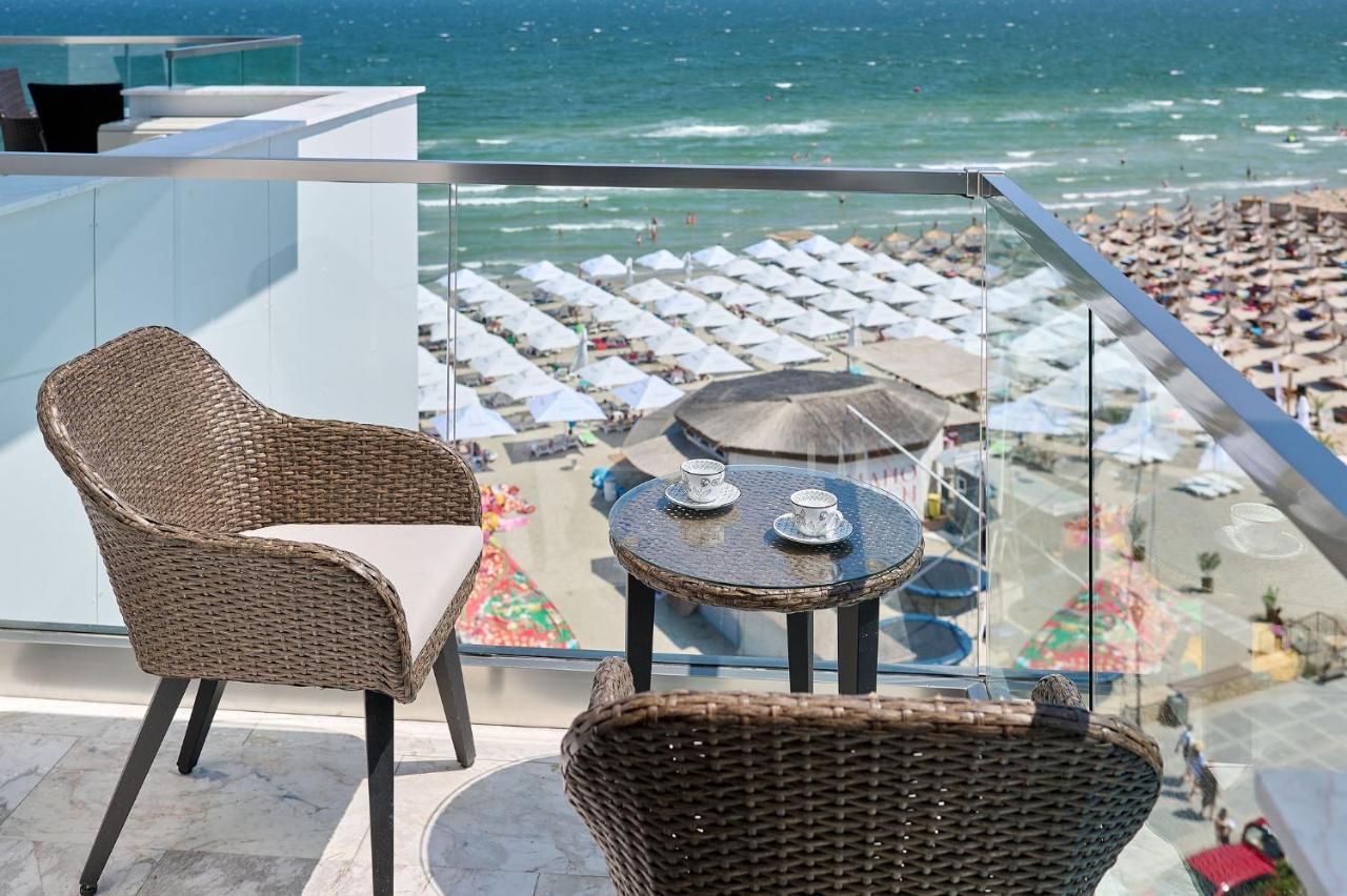 Wave N' Sea Apartment In Infinity Beach Resort - Parking Mamaia Εξωτερικό φωτογραφία