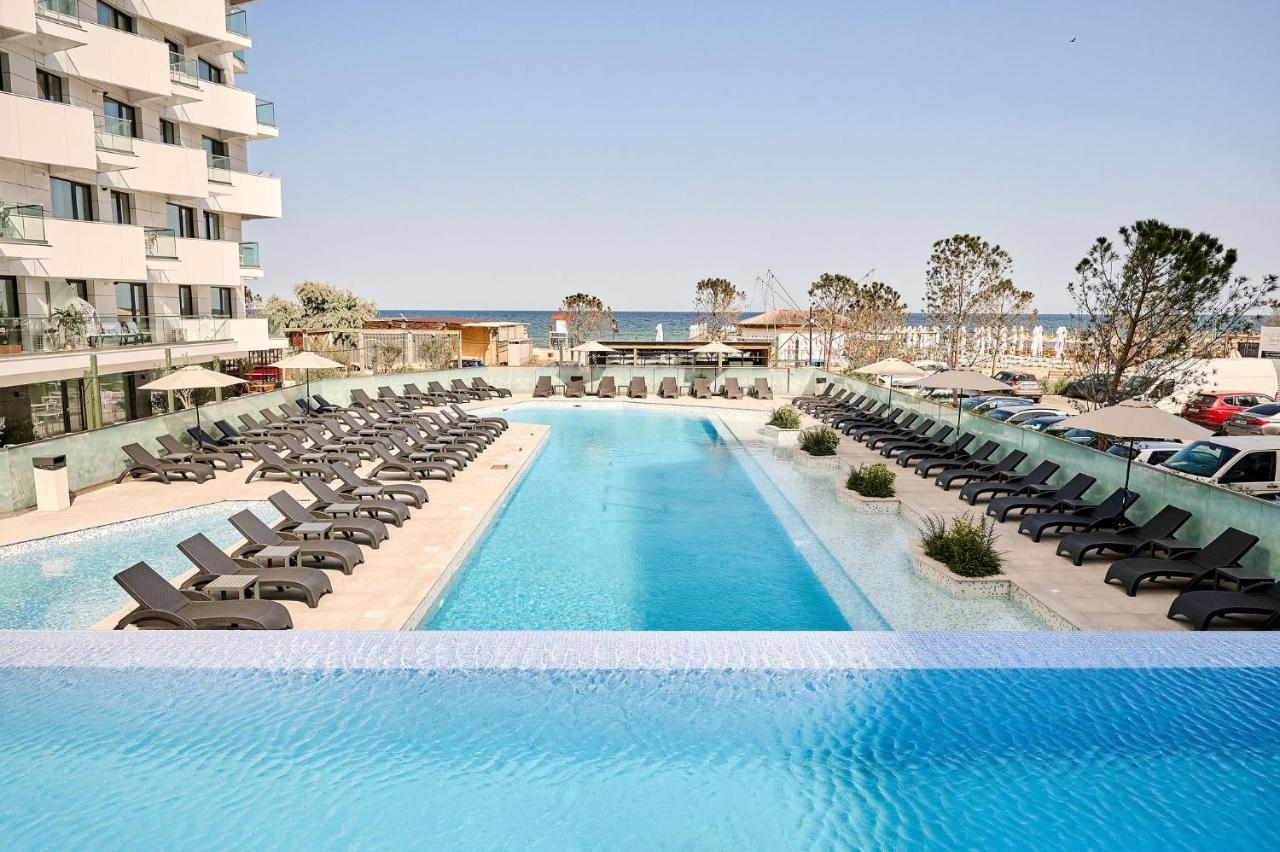 Wave N' Sea Apartment In Infinity Beach Resort - Parking Mamaia Εξωτερικό φωτογραφία